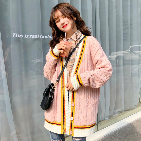 Модерна дамска жилетка в светли цветове