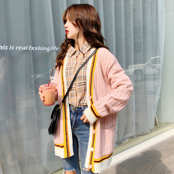 Модерна дамска жилетка в светли цветове