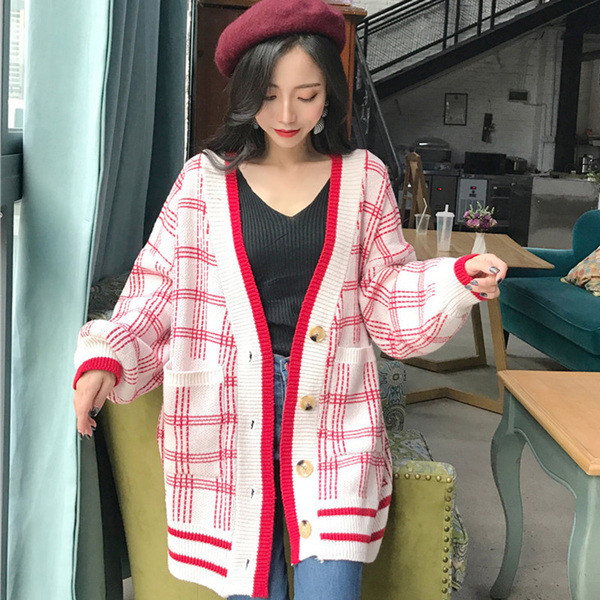 Дамска модерна карирана жилетка в три цвята