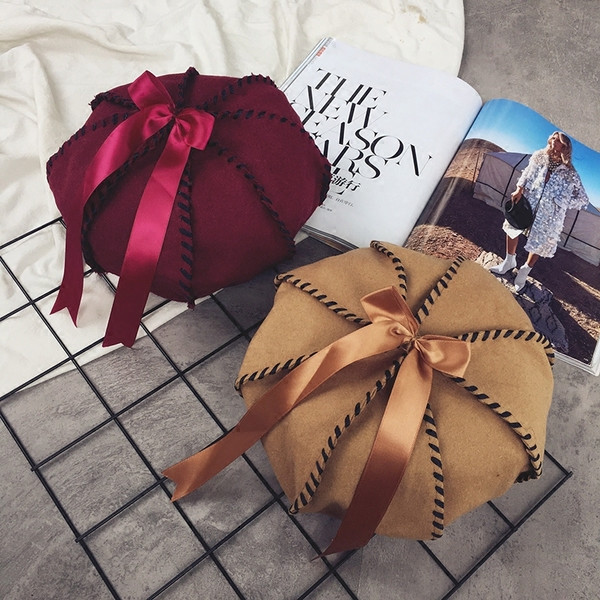 Palarie eleganta de dama cu panglica in patru culori