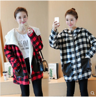 Μπουφάν  για έγκυες γυναίκες με τσέπες σε δύο χρώματα