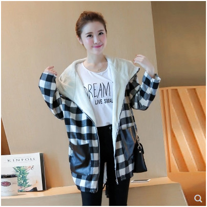 Μπουφάν  για έγκυες γυναίκες με τσέπες σε δύο χρώματα