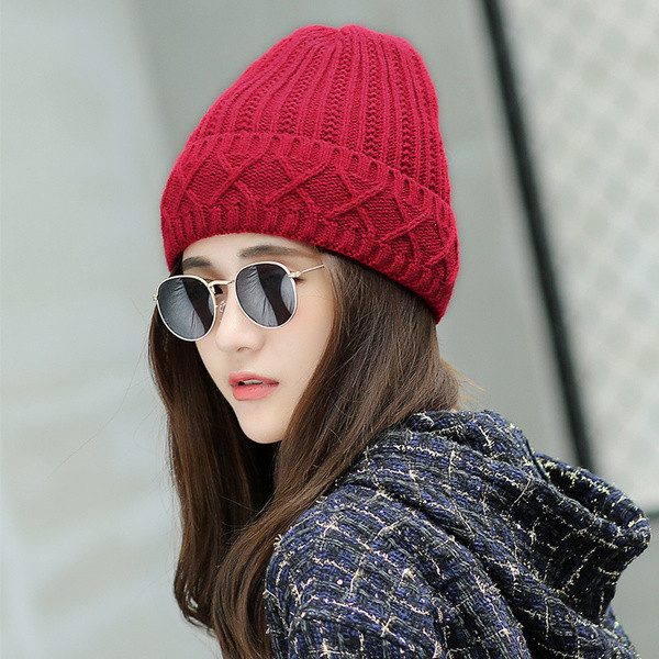 Καθημερινό γυναικείο καπέλο  σε διάφορα χρώματα