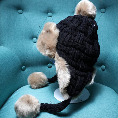 Χειμερινό γυναικείο καπέλο σε πέντε χρώματα