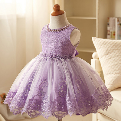 Стилна детска рокля с дантела и пайети в три цвята