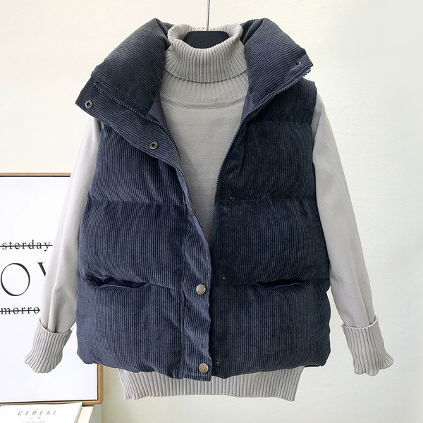 Σπορ-casual γυναικείο γιλέκο κοντό  μοντέλο με τσέπες σε διάφορα χρώματα