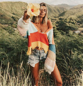 Pulover de dama cu decolteu in V in culori irizate