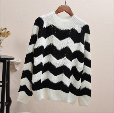 Ежедневен дамски пуловер на райе в три цвята