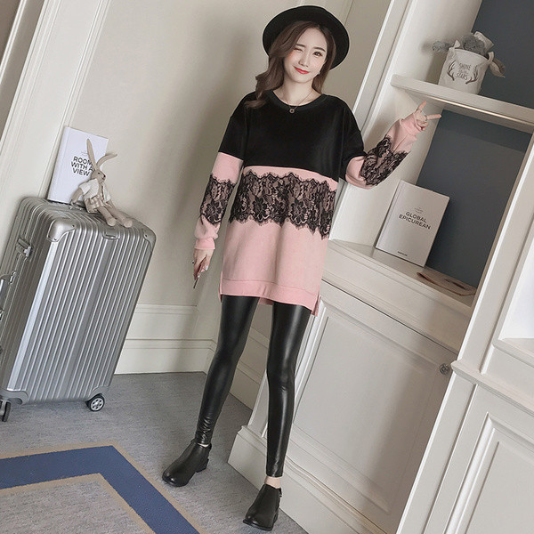 Modern, csipkés pulóver terhes nők számára