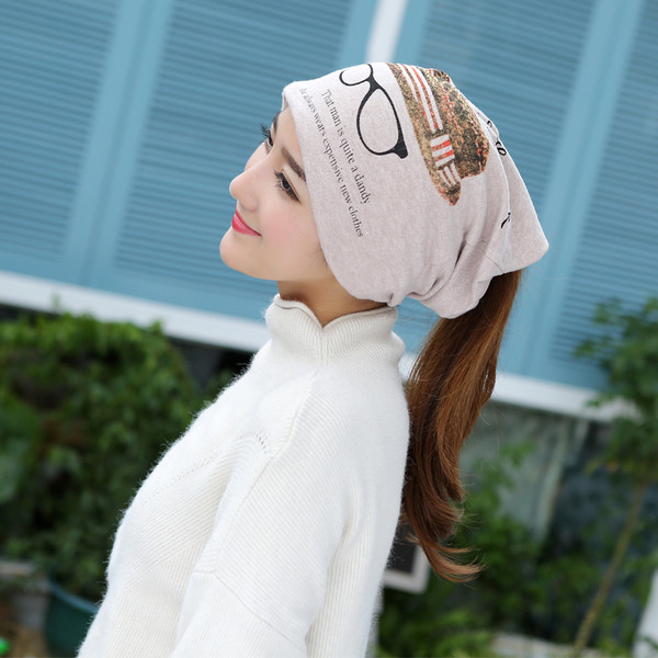 Palarie de dama moderna cu aplicatie in mai multe culori