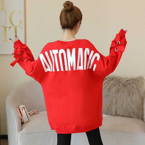 Суичър за бременни жени с надпис и връзки в три цвята