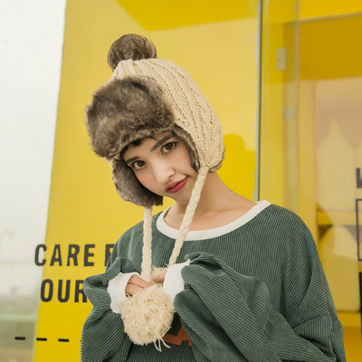 Pălărie modernă de puf de damă cu ciucuri în trei culori