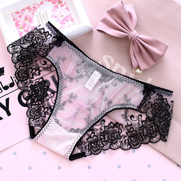 Κομψό εσώρουχο με δαντέλα