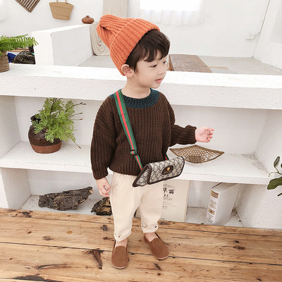 Alkalmi gyerekpulóver fiúknak szürke és barna színben