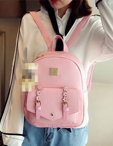 Модерна дамска раница от еко кожа с декорация в няколко цвята