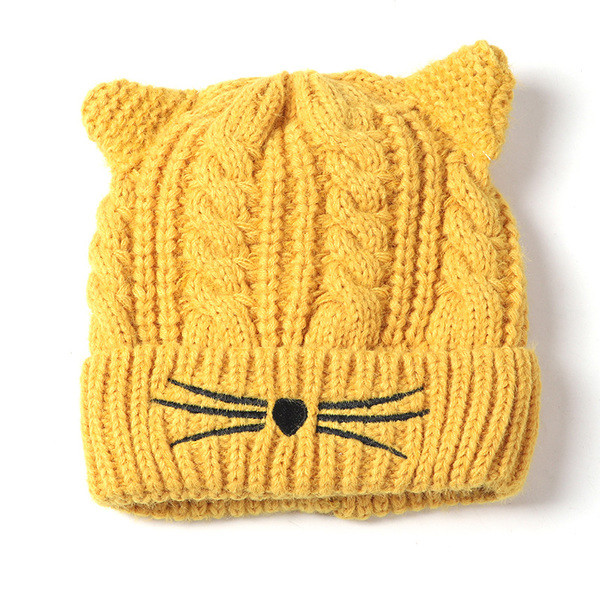 Palarie moderna de dama cu element 3D in mai multe culori