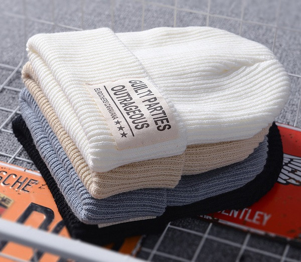 Pălărie casual simplă pentru femei, cu logo în patru culori