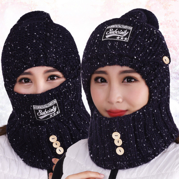 Palarie de iarna dama cu nasturi in mai multe culori