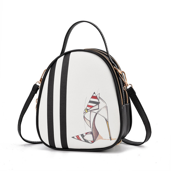 Rucsac de dama modern din piele ecologica cu aplicatii diferite