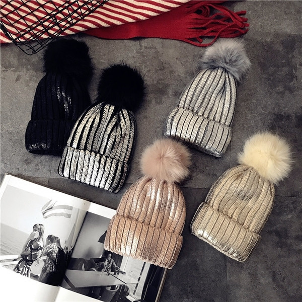 Palarie eleganta de dama in puf in mai multe culori