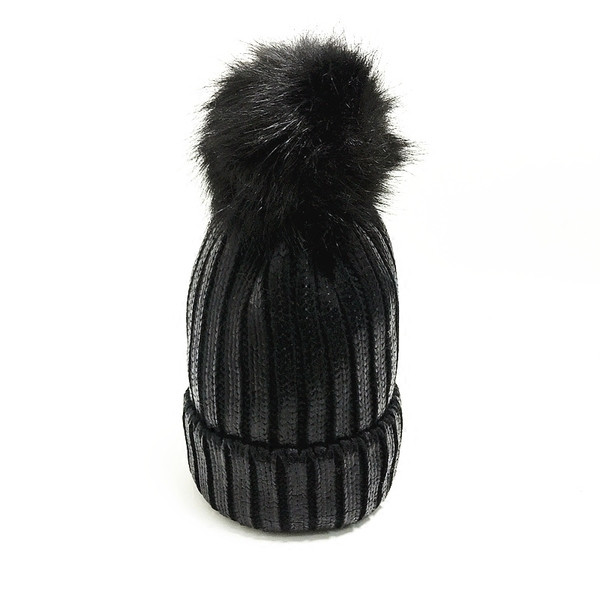 Palarie eleganta de dama in puf in mai multe culori