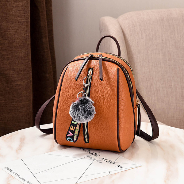 Стилна дамска раница с пух от еко кожа в няколко цвята
