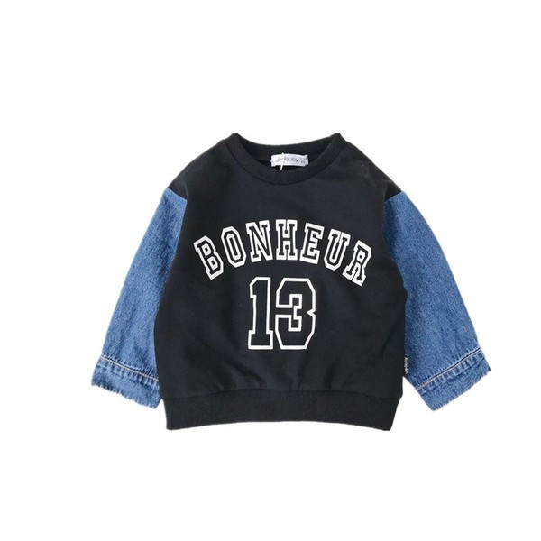 Hanorac modern pentru copii cu imprimeu și mâneci din denim de culoare neagră