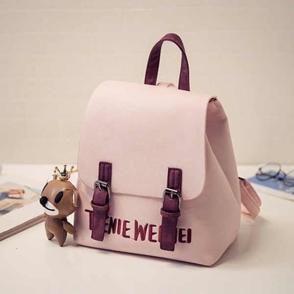 Модерна раница в няколко цвята от еко кожа