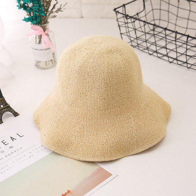 Γυναικείο καπέλο  σε διαφορετικά χρώματα