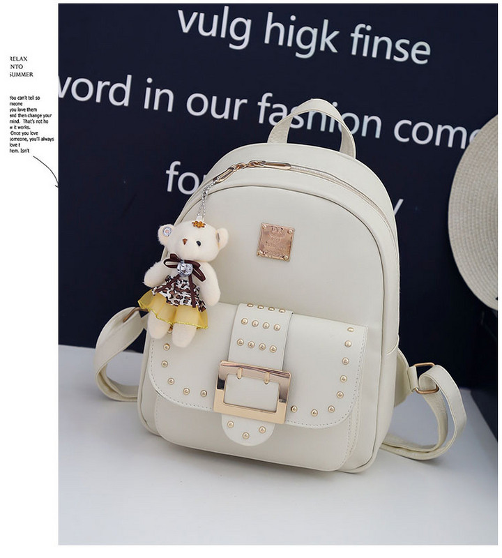 Rucsac de dama model actual cu elemente metalice in mai multe culori