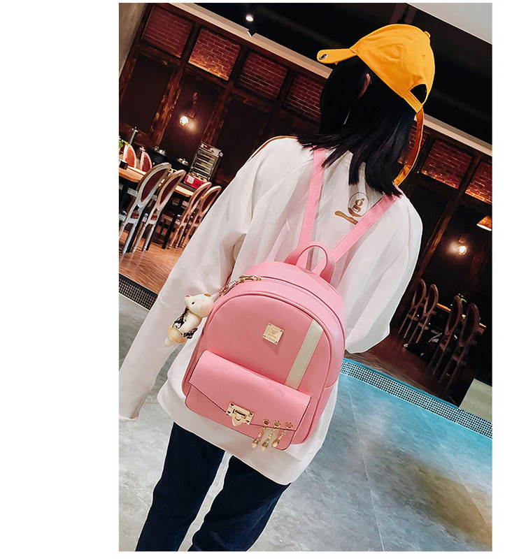 Стилна дамска раница от еко кожа в три цвята с декорация