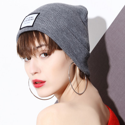 Γυναικείο απαλό καπέλο σε πέντε χρώματα