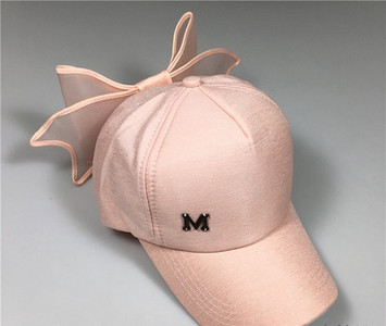 Актуална дамска шапка с козирка и панделка в различни цветове