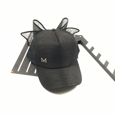 Актуална дамска шапка с козирка и панделка в различни цветове