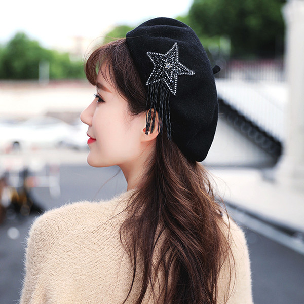 Palarie moderna de dama cu broderie in diferite culori