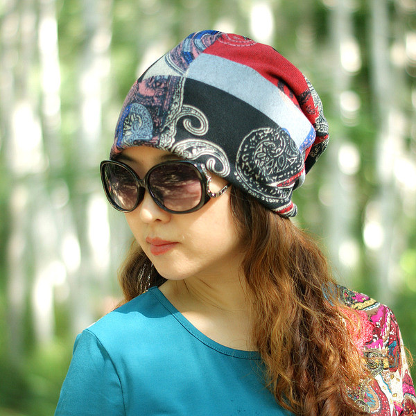 Pălărie casual colorată pentru femei