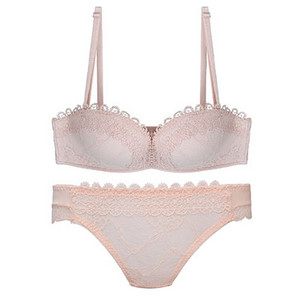 Set dama in trei culori cu dantela