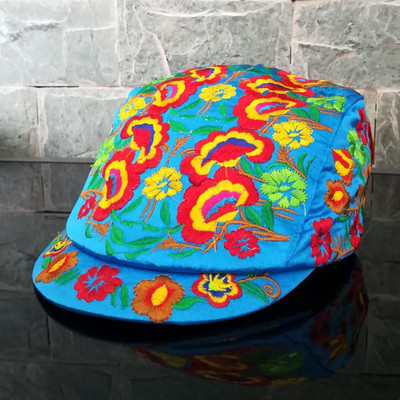 Γυναικείο φόρεμα  με διαφορετικό κέντημα