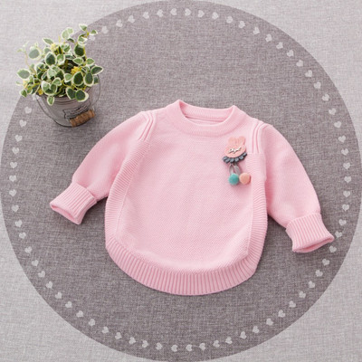 Модерен детски пуловер в бял и розов цвят с 3D декорация