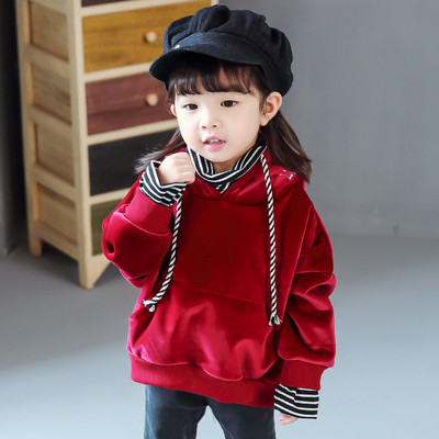 Παιδικό φούτερ για κορίτσια με επιγραφή και ριγέ στοιχεία σε τρία χρώματα