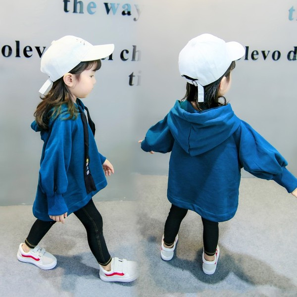 Спортен суичър за момичета с качулка в син и розов цвят