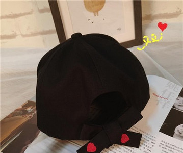 Palarie casual de dama cu vizor in alb si negru