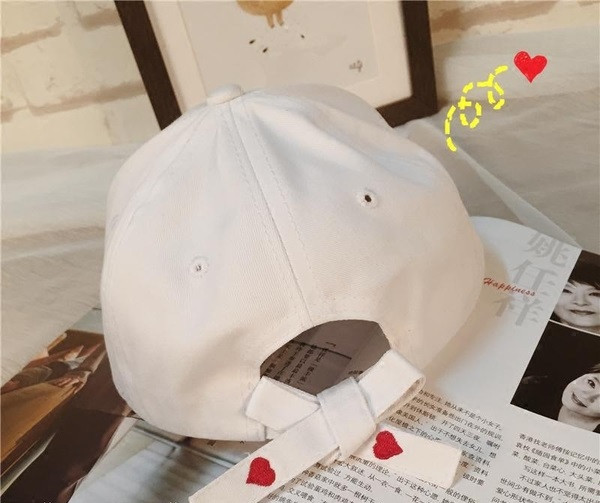 Palarie casual de dama cu vizor in alb si negru