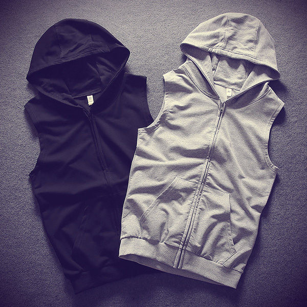 Мъжки елек с качулка и джобове