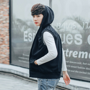 Мъжки изчистен спортен елек в няколко цвята