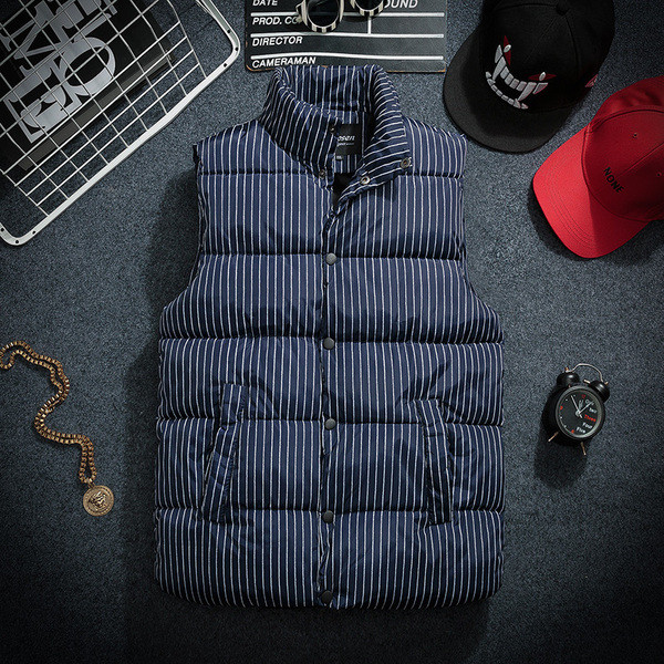 Мъжки елек в три цвята с висока яка