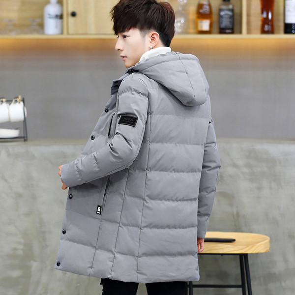 Мъжко яке с емблема и качулка в три цвята