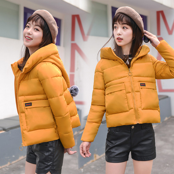 Модерно дамско яке с качулка в пет цвята