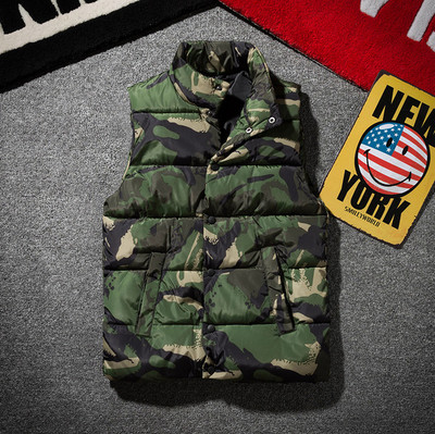 Мъжки елек в два модела с висока яка 