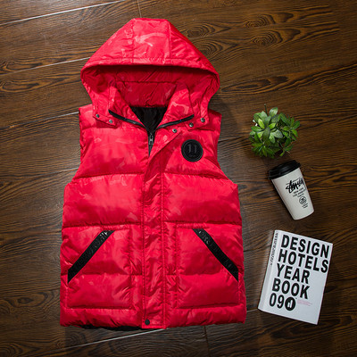 Елек в три модела подходящ за мъже и жени